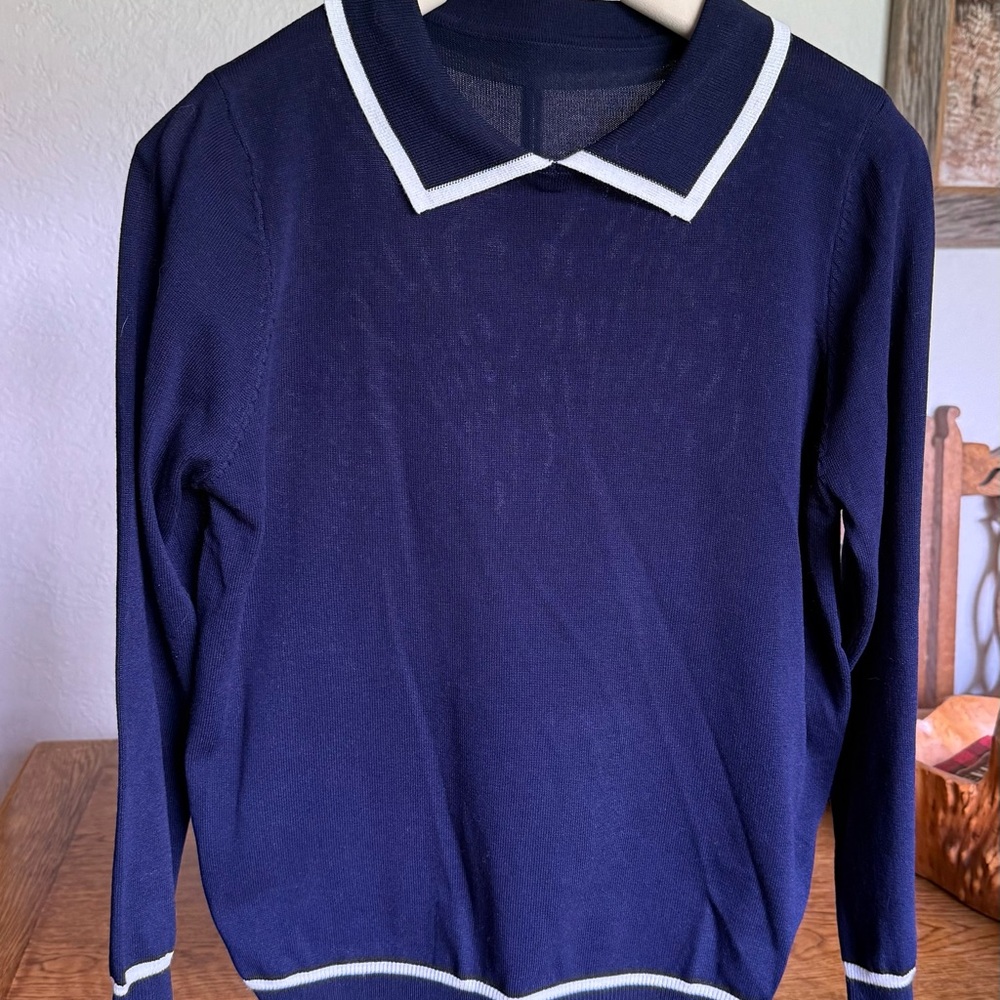 Navy Blue Women's Crew Neck Sweater